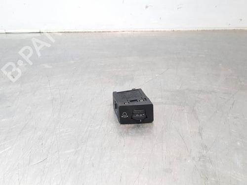Used Switch HYUNDAI ix35 (LM, EL, ELH) 1.7 CRDi (116 hp) 17112252