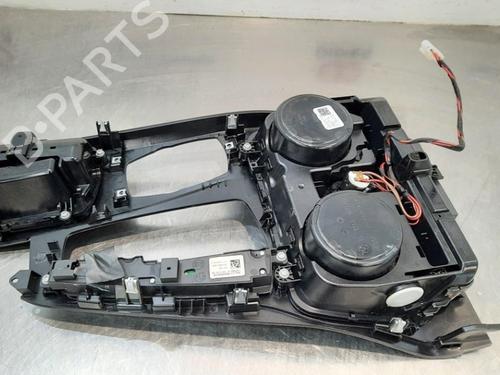 Middle console BMW 5 Touring (F11) 518 d | BP10897801I22 