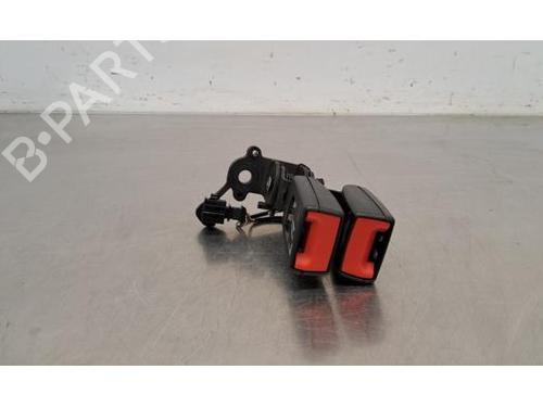 Used Seat buckle AUDI A3 Limousine (8VS, 8VM) 30 TDI (115 hp) 28067633