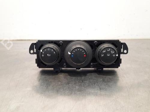 Used Climate control MERCEDES-BENZ CITAN Box Body/MPV (W415) 108 CDI (415.601, 415.603) (75 hp) 21673762