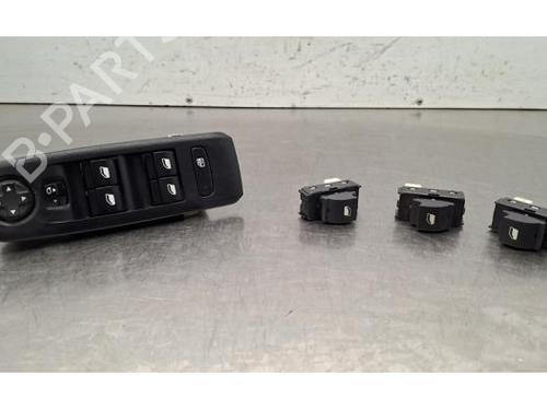 Used Switch Switch CITROËN BERLINGO (ER_, EC_) 1.5 BlueHDi 130 (ECYHZJ, ECYHZR) (131 hp) 40552785 40552785