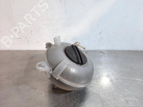 Used Expansion tank AUDI A3 Sportback (8VA, 8VF) 2.0 TDI (150 hp) 15233452
