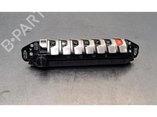 Used Climate control Climate control 37091930 37091930