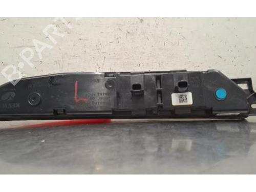 Rear fog light RENAULT MEGANE E-TECH SUV EV60 (BNJ1) | BP40070627C37 - Image 2