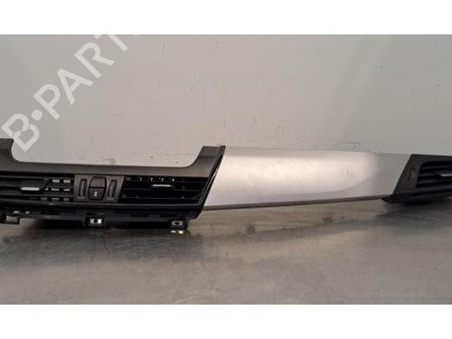 air-vent-bmw-2-gran-tourer-f46-2014-32485900 main image