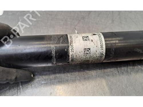 Used Right front driveshaft Right front driveshaft MERCEDES-BENZ CLA (C118) CLA 180 Mild-Hybrid (118.384) (136 hp) 40483528 40483528