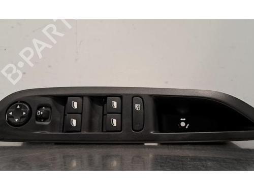 Used Switch PEUGEOT 208 II (UB_, UP_, UW_, UJ_) e-208 (136 hp) 29379541