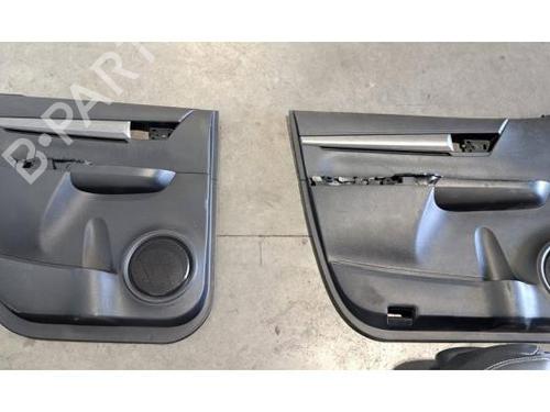 Seats set TOYOTA HILUX VIII Pickup (_N1_) 2.8 TD 4WD (GUN126) | BP28081637C78 