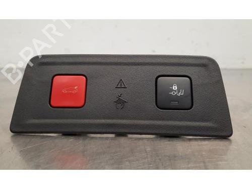 Used Switch Switch PEUGEOT 508 SW II (FC_, FJ_, F4_) 2.0 BlueHDi 180 (177 hp) 34198631 34198631