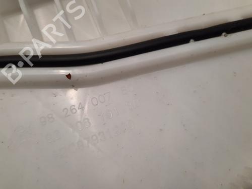 Windscreen washer tank PEUGEOT 3008 II SUV (MC_, MR_, MJ_, M4_) 1.6 PureTech 180 (M45GFR, M45GFU) | BP15037869C113 