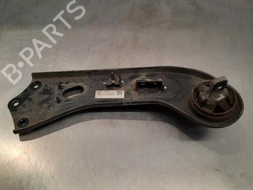 Right rear suspension arm KIA SORENTO III (UM) 2.2 CRDi 4WD | BP23594148M15 