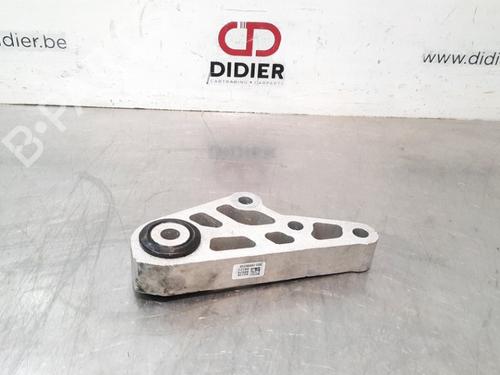 Used Gearbox mount FIAT 500X (334_) 1.6 D Multijet (334AXA1B, 334AXA11) (120 hp) 10897045