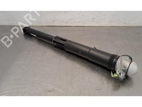 Right rear shock absorber VW GOLF VIII (CD1, DA1) 1.5 TSI 5WA512Q13AK | 5WA513049K