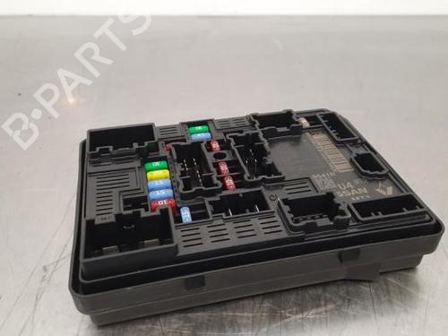 Used Fuse box RENAULT ARKANA I (LCM_, LDN_) 1.6 E-TECH 145 (LDMU) (143 hp) 23592881