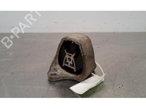 Used Engine mount VOLVO V60 II Cross Country (227) D3 AWD (150 hp) 26668652