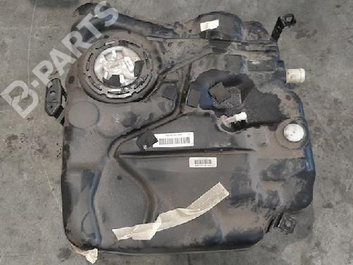 Used Fuel tank Fuel tank VOLVO V40 Hatchback (525) D2 (120 hp) 10870277 10870277