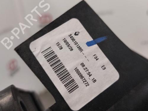 Gear lever RENAULT CLIO V (B7_) 1.0 TCe 100 (B7MT) | BP10885473M90 