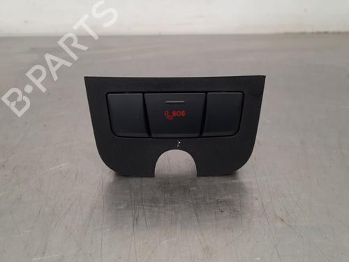 Andre MERCEDES-BENZ GLA-CLASS (X156) GLA 180 (156.942) (122 hp) 17112890