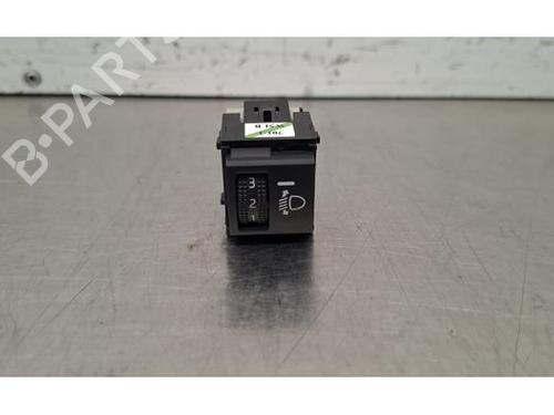 Used Headlight switch Headlight switch TOYOTA YARIS CROSS (MXP_) 1.5 Hybrid AWD-i (MXPJ16) (131 hp) 40289214 40289214