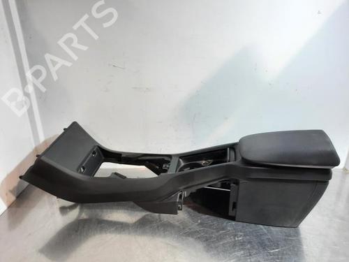 Used Middle console VOLVO V40 Hatchback (525) D2 (120 hp) 23579124
