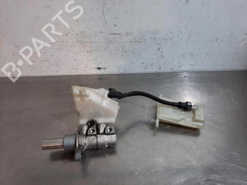 Used Brake master cylinder PEUGEOT 308 II (LB_, LP_, LW_, LH_, L3_) 1.5 BlueHDi 130 (131 hp) 23595169