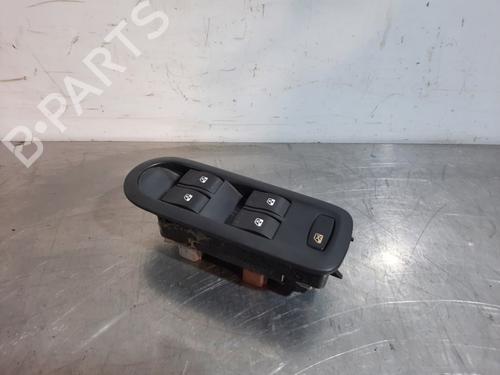 Commutateur RENAULT SCÉNIC II (JM0/1_) 1.9 dCi (JM14) (131 hp) 15033284