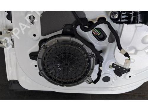 Right rear door PEUGEOT 308 III (FB_, FH_, FP_, F3_, FM_) e-308 (FMZKWZ) | BP27244685C5