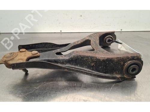 Used Left front suspension arm Left front suspension arm DACIA DUSTER (HM_) 1.2 TCe 125 4x4 (HMMA) (125 hp) 32847233 32847233