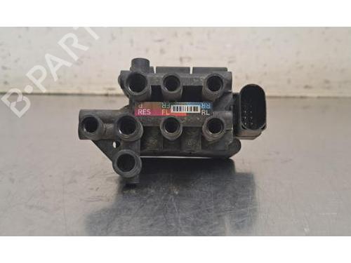 Used Electronic module Electronic module PORSCHE TAYCAN (Y1A) 4S (Y1ADB1) (530 hp) 34268677 34268677