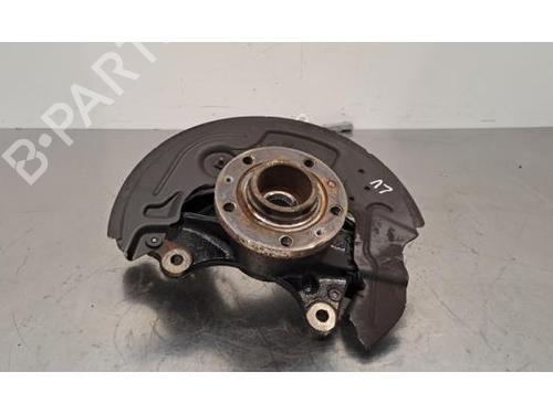 Used Left front steering knuckle PEUGEOT 308 III (FB_, FH_, FP_, F3_, FM_) PureTech 130 (FPHNSL, FPHNST) (131 hp) 29468258