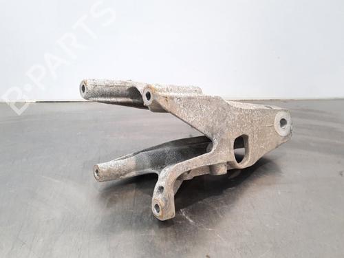 Used Engine mount VW TRANSPORTER T6 Van (SGA, SGH, SHA, SHH) 2.0 TDI (150 hp) 15025764