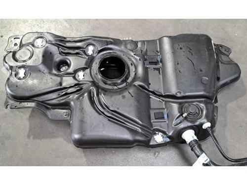 Fuel tank PEUGEOT 5008 II (MC_, MJ_, MR_, M4_) 1.5 BlueHDi 130 (MCYHZJ, MCYHZR, MCYHZX) | BP29468304C62 