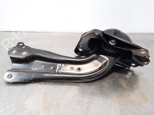 Used Right rear suspension arm TOYOTA C-HR (_X1_) 1.8 Hybrid (ZYX10_, ZYX11_, ZYX10R, ZYX11R) (122 hp) 23578482