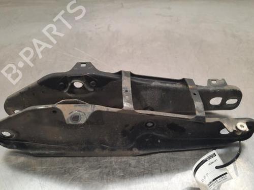 Used Right rear suspension arm BMW 5 Touring (G31) 530 e Plug-in-Hybrid (292 hp) 23622988