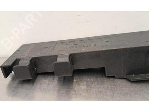 Electronic module AUDI A4 B9 (8W2, 8WC) 35 TFSI Mild Hybrid 4M0907247A