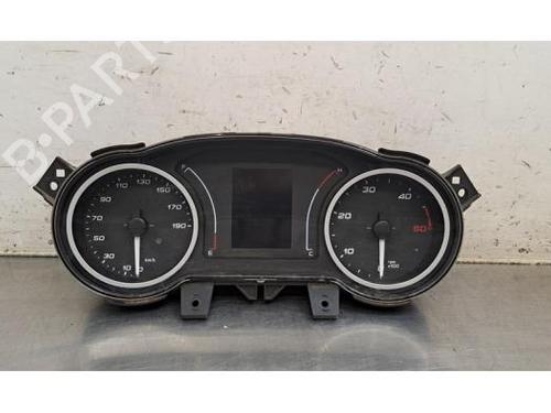 Used Instrument cluster Instrument cluster 37686447 37686447