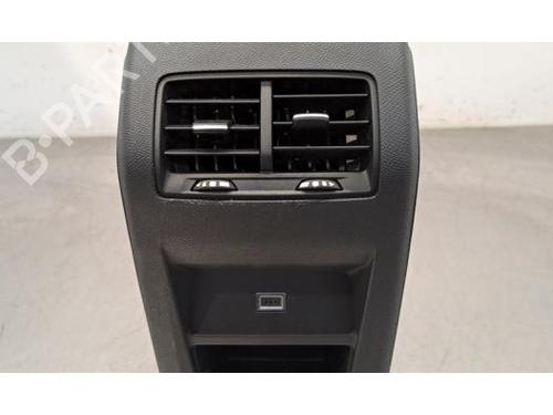 Armrest / Center console CITROËN C5 X (ND_, NC_) PureTech 130 (NCHNSP) | BP30139127I20