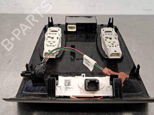 Interior roof light RENAULT CAPTUR II (HF_) TCe 90 (HFM6) | BP29234164I8 