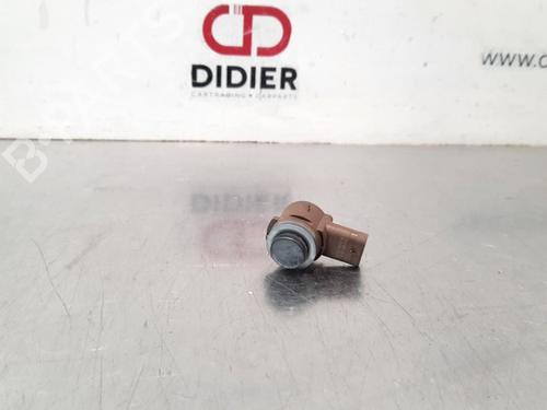 Used Electronic module BMW 5 (F10) 518 d (150 hp) 10893433