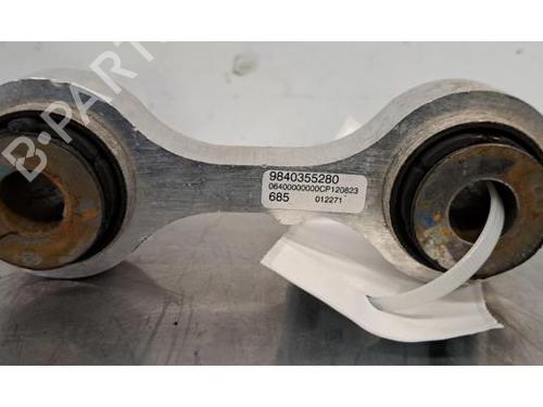 Used Right rear suspension arm Right rear suspension arm PEUGEOT 5008 III (KA_, KB_, KC_) e-210 (213 hp) 32431408 32431408
