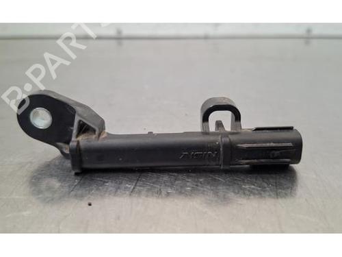 Used Antenna/Base Antenna/Base TOYOTA YARIS CROSS (MXP_) 1.5 Hybrid (MXPJ10) (116 hp) 39732241 39732241