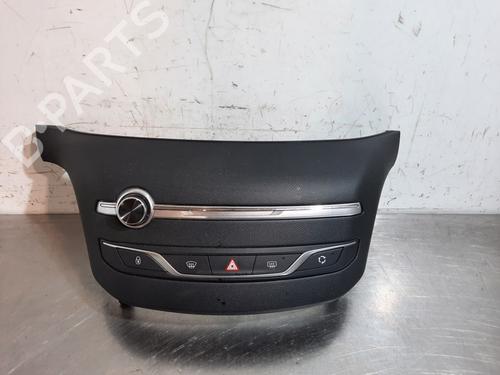 Used Warning switch PEUGEOT 308 II (LB_, LP_, LW_, LH_, L3_) 1.5 BlueHDi 130 (131 hp) 18238282
