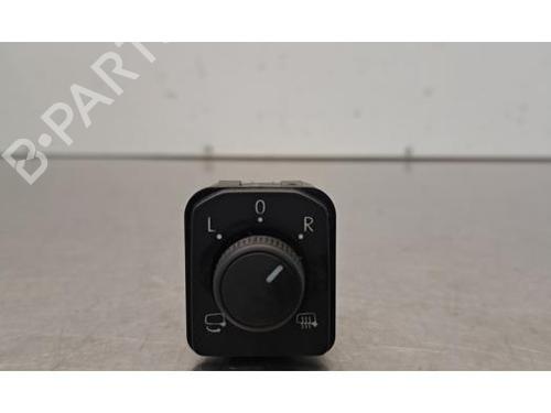 mirror-switch-skoda-octavia-iv-combi-nx5-pv5-2019-39995024 main image