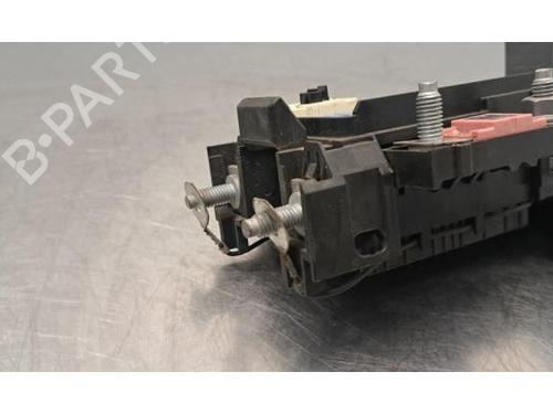 Fuse box TESLA MODEL S (5YJS) 100D AWD | BP40289306E1 - Image 6