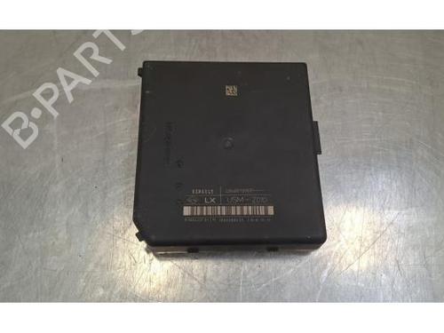 Fuse box RENAULT MASTER III Van (FV) 2.3 dCi 110 FWD (FV0R, FV0W, FV1A) | BP38039063E1 - Image 2