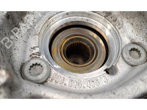 Left rear steering knuckle VW GOLF VII (5G1, BQ1, BE1, BE2) 2.0 R 4motion | BP29234318M27 