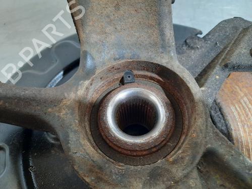 Left front steering knuckle SKODA ROOMSTER (5J7) 1.2 TSI | BP15032944M25 