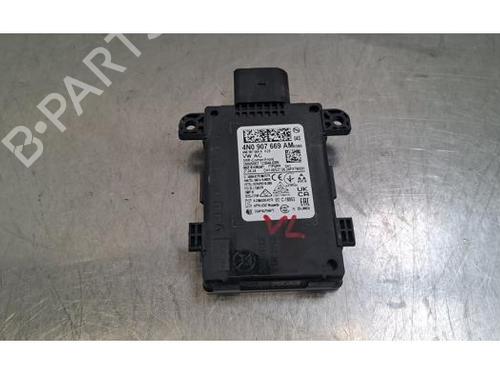 Elektronisk modul Elektronisk modul PORSCHE CAYENNE Coupe (9YB) Turbo E-Hybrid AWD (9YBCT1, 9YBCZ1) (740 hp) 37275708 37275708