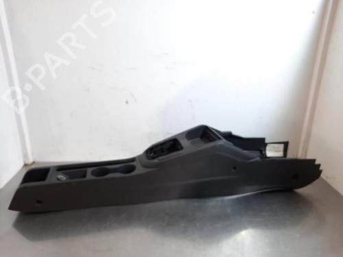 Used Middle console SEAT IBIZA V (KJ1, KJG) 1.0 TSI (110 hp) 23580065