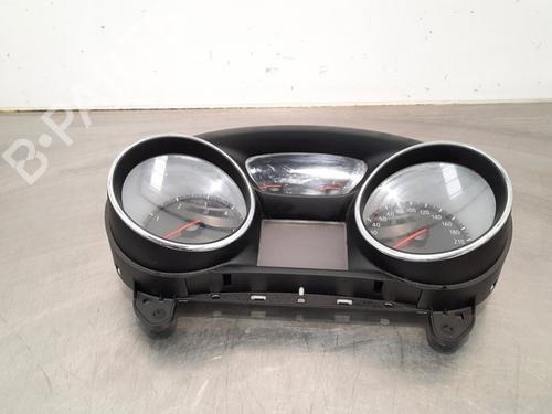 Used Instrument cluster OPEL INSIGNIA B Grand Sport (Z18) 1.6 CDTi (68) (136 hp) 17564370